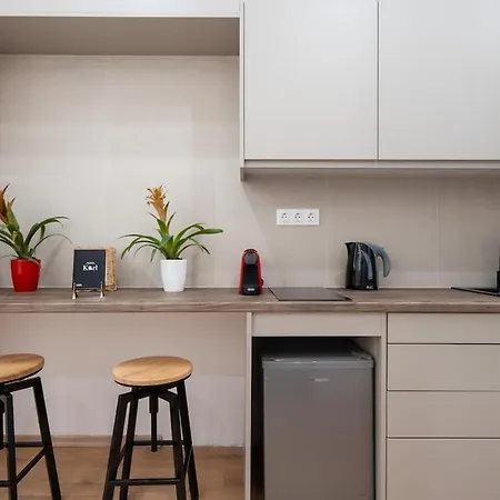 Apartamento Beautiful Next To Archaeological Museum Atenas